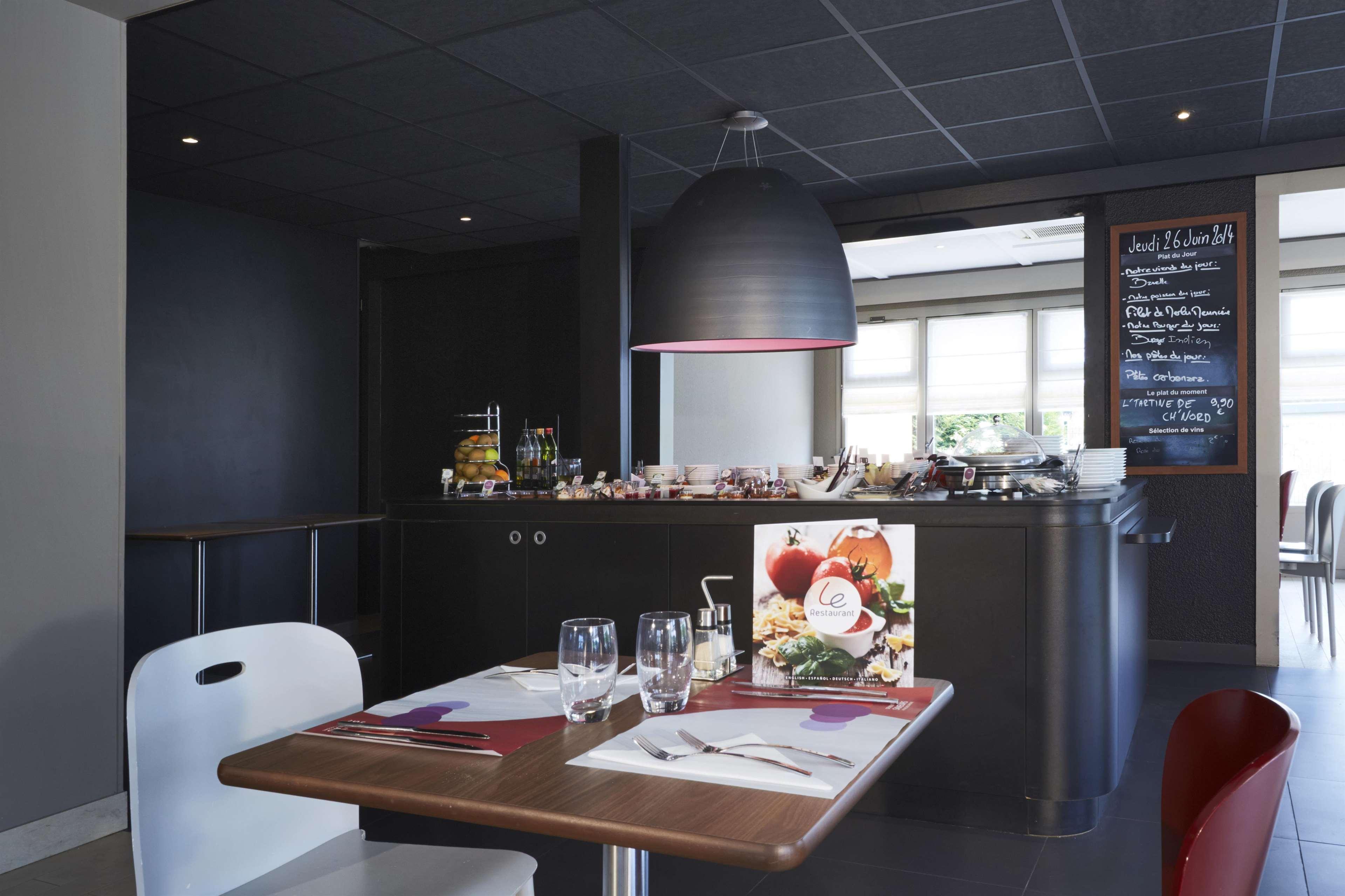 Campanile Lille - Lomme Hotel Екстериор снимка